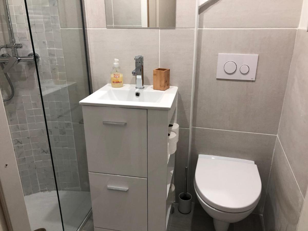 Les Olives Wifi Netflix Appart-Hotel-Provence La Fare-les-Oliviers Екстериор снимка